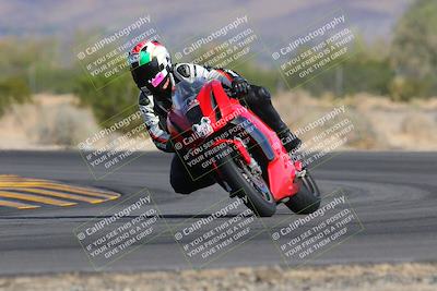 media/Nov-05-2022-SoCal Trackdays (Sat) [[f8d9b725ab]]/Turn 5 (940am)/